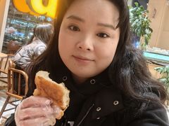 -OUR Bakery(中海环宇荟店)