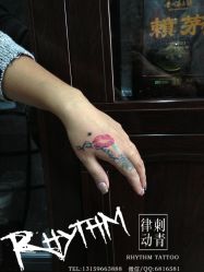 吉林市纹身 律动纹身 虎口纹身唇印-律动刺青