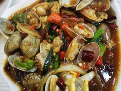 -覃记海鲜美食餐厅