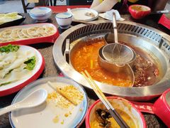 -醉董牛川派鲜肉自选火锅(烟台店)