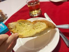 蒜香面包-金色时光俄式西餐厅(中央大街店)