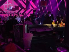 -简奥斯汀·赫本酒吧