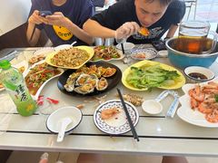 -覃记海鲜美食餐厅