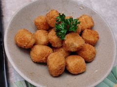 -大树餐厅(红旗街万达店)