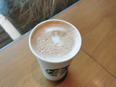 馥芮白-星巴克(杭州临平银泰城B1店)