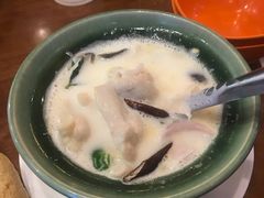冬阳椰奶鸡汤-荷花泰菜(东方新天地店)