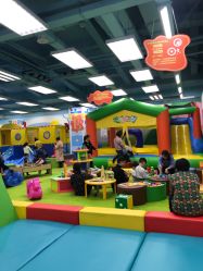 -莫莉幻想儿童乐园(郑州丹尼斯三天地店)