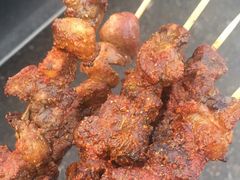 -劳动公园新疆人烤腰子