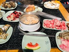 -釜御山海鲜烤肉火锅自助(新城市中心店)