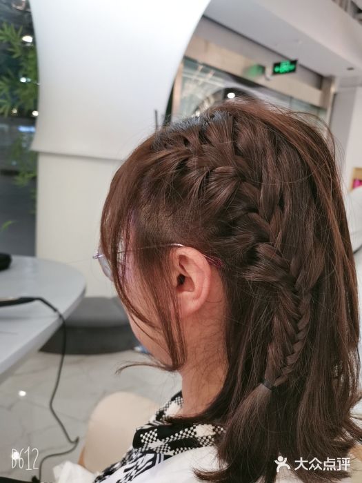 MYYF SALON烫发染发图片