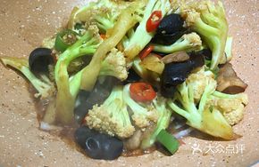 Dry Pot Stir-fried Organic Cauliflower