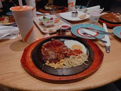 -菲滋意式餐厅(海宁银泰城店)