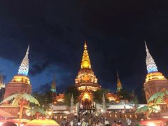 -东南亚风情赶摆街夜市