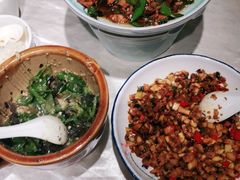 -毛家饭店(今洲广场店)