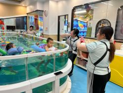 -鱼乐贝贝婴幼儿游泳中心(梅江印象城店)