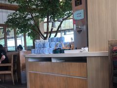 -蜜桃餐厅·伴山(湖滨商业街店)