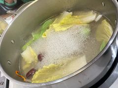 -喃喃椰·糟粕醋·椰子鸡火锅(七堡花园店)