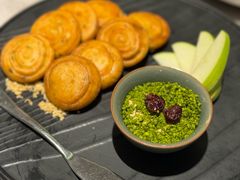 鹅肝酱葱油饼-九里云松·天香餐厅