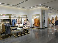 -URBAN REVIVO(济南世茂广场店)