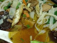 -峰味香.酱香米线.黄焖鸡(定西路店)