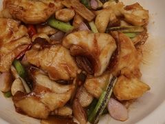 啫啫鱼头-寻味顺德·顺峰山庄(大良店)