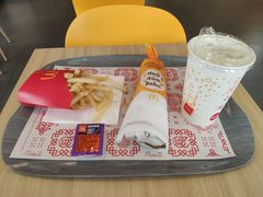 -麦当劳(政通路店)