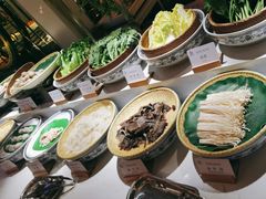 -腾阁自助餐厅(朝林广场店)