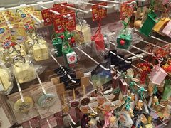 -名创优品(山东青岛华润万象城店)