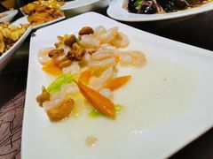 -镜泊湖酒家(兴华街金鼎店)