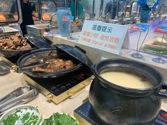 -绿岛港轩海鲜烤肉涮锅自助餐厅