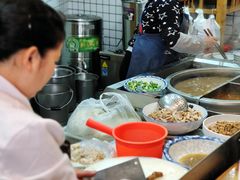 -锦泓老字号猪脏粉(东联大厦店)