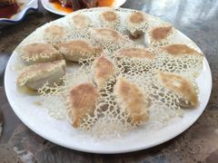 -周家大连水饺(美专校街店)