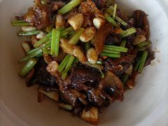 -饭桌故事·血鸭湘(荣宝华店)