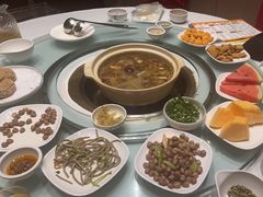 -天宜隆蘑菇宴火锅(石景山旗舰店)