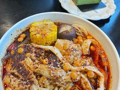 -W COLLECTIVE  DESSERT SHOP