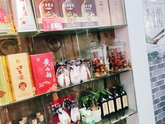 零售区-临街徽菜馆·正宗黄山味