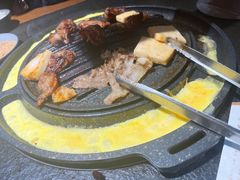 -七甲山烤肉(长白山奇石山珍根艺一条街店)