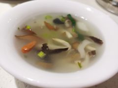 -聚友斋(陶瓷琉璃馆水晶街店)
