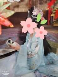 点击看大图 -九月鹰飞汉服摄影工作室