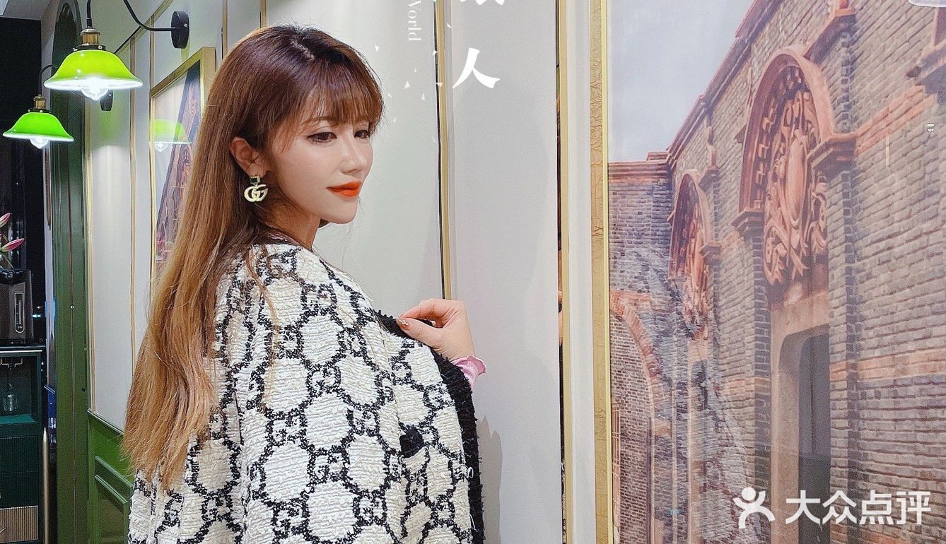 快来！这一道菜竟然用了25只大闸蟹！