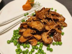 -艳阳天民俗村(公园路店)