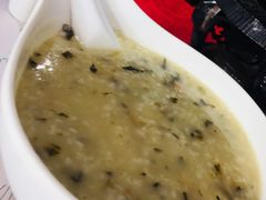菜干咸骨粥-鼎珑点心仔(燕塘店)