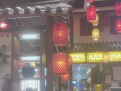 -钵家大院·地道湖北菜(江夏·大花岭店)