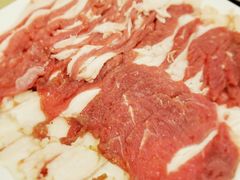 手切羊腿肉-情忆草原涮肉馆