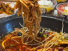 -江湖小牛·水煮牛排火锅(欧亚新生活购物广场店)