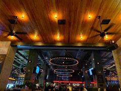 -HIB HUB公社(解放西路店)