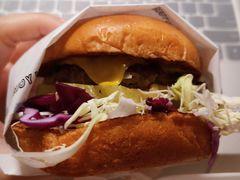 -TRIPS BURGER(大钟寺店)