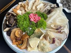 -野菌皇海景野生菌火锅(滨海大道店)