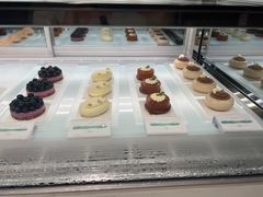 -潮一不贰·法式甜品·生日蛋糕·西式简餐(外滩店)