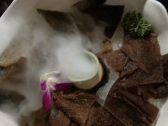 -老牌坊云南鱼豆花火锅(哈西万达店)